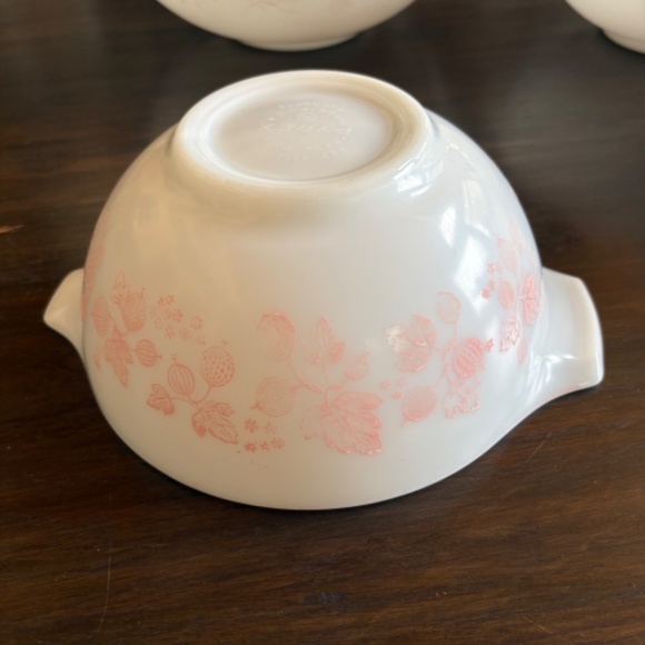 4 vintage Pyrex gooseberry Cinderella bowls 1950s 441 442 443 444  (faded) - Picture 4 of 16